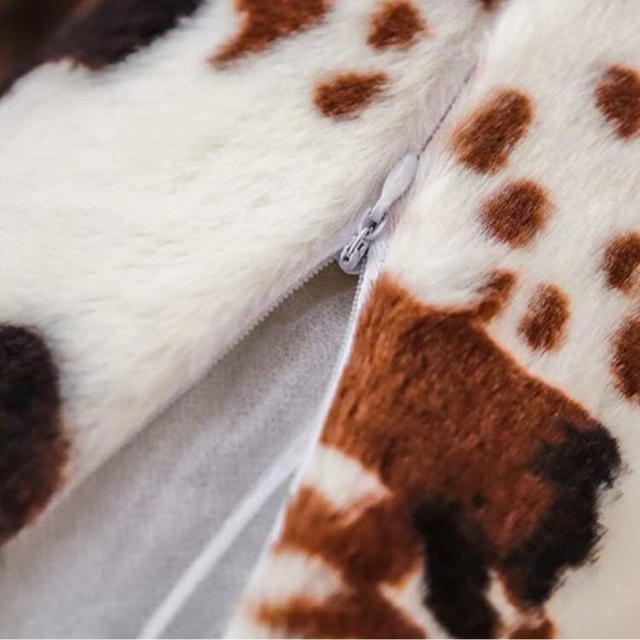 Faux Cow Print Cushion Cover (Case Only) - Picture 4 of 10